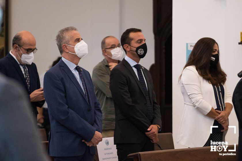 GALERÍA: Gonzalo Beato Cobos recoge el Premio "Cofrade Manolo Ramírez" en el transcurso de la misa de inicio del nuevo curso cofradiero