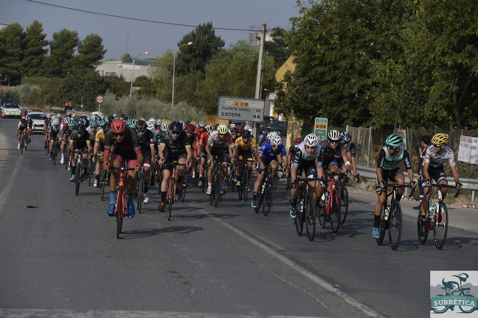 GALERÍA: Lucena acogió la tercera y última etapa de la I Challenge Subbética, con victoria para la joven promesa del ciclismo español Juan Ayuso