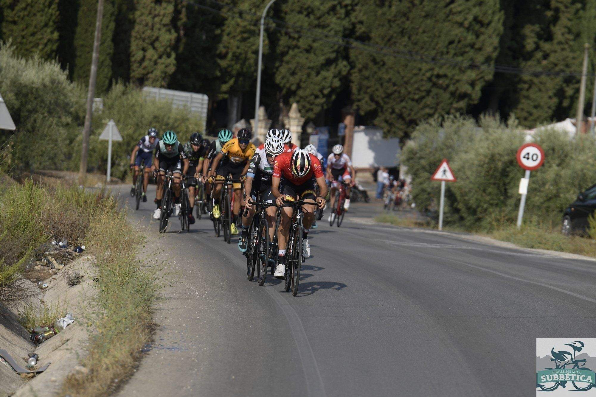 GALERÍA: Lucena acogió la tercera y última etapa de la I Challenge Subbética, con victoria para la joven promesa del ciclismo español Juan Ayuso GALERÍA: Lucena acogió la tercera y última etapa de la I Challenge Subbética, con victoria para la joven promesa del ciclismo español Juan Ayuso