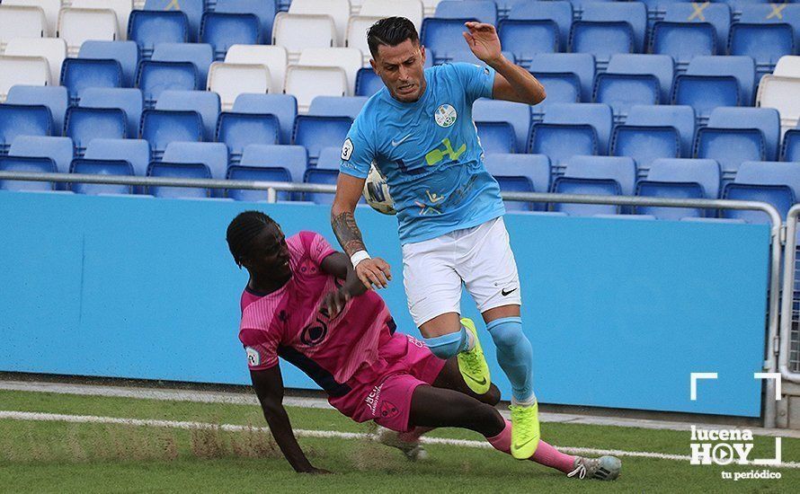 GALERÍA: El Ciudad de Lucena salda con empate a cero el segundo acto de la pretemporada ante el Linares Deportivo. Las fotos del partido