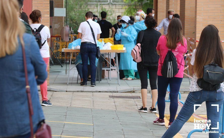 GALERÍA: La Junta espera conocer la situación epidemiológica de Lucena en 48 horas "para tomar decisiones". Comienzan los test GALERÍA: La Junta espera conocer la situación epidemiológica de Lucena en 48 horas "para tomar decisiones". Comienzan los test