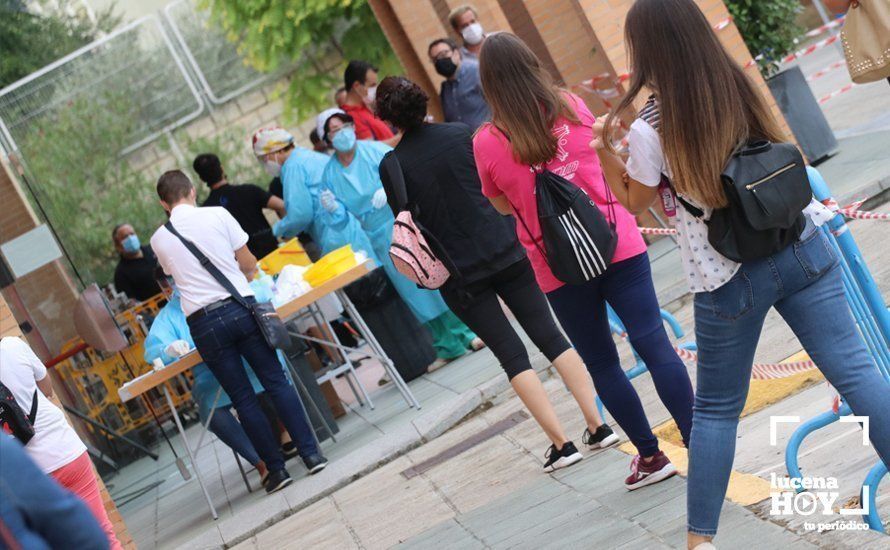 GALERÍA: La Junta espera conocer la situación epidemiológica de Lucena en 48 horas "para tomar decisiones". Comienzan los test GALERÍA: La Junta espera conocer la situación epidemiológica de Lucena en 48 horas "para tomar decisiones". Comienzan los test