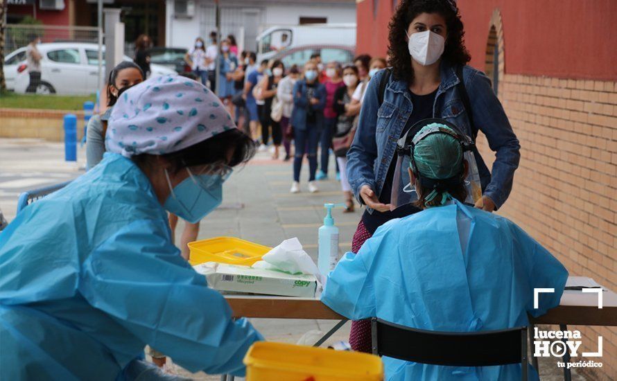GALERÍA: La Junta espera conocer la situación epidemiológica de Lucena en 48 horas "para tomar decisiones". Comienzan los test GALERÍA: La Junta espera conocer la situación epidemiológica de Lucena en 48 horas "para tomar decisiones". Comienzan los test