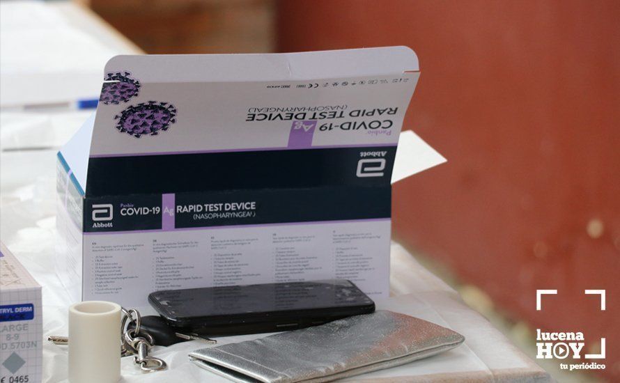 GALERÍA: La Junta espera conocer la situación epidemiológica de Lucena en 48 horas "para tomar decisiones". Comienzan los test GALERÍA: La Junta espera conocer la situación epidemiológica de Lucena en 48 horas "para tomar decisiones". Comienzan los test