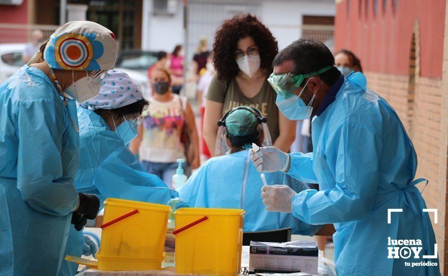 GALERÍA: La Junta espera conocer la situación epidemiológica de Lucena en 48 horas "para tomar decisiones". Comienzan los test GALERÍA: La Junta espera conocer la situación epidemiológica de Lucena en 48 horas "para tomar decisiones". Comienzan los test