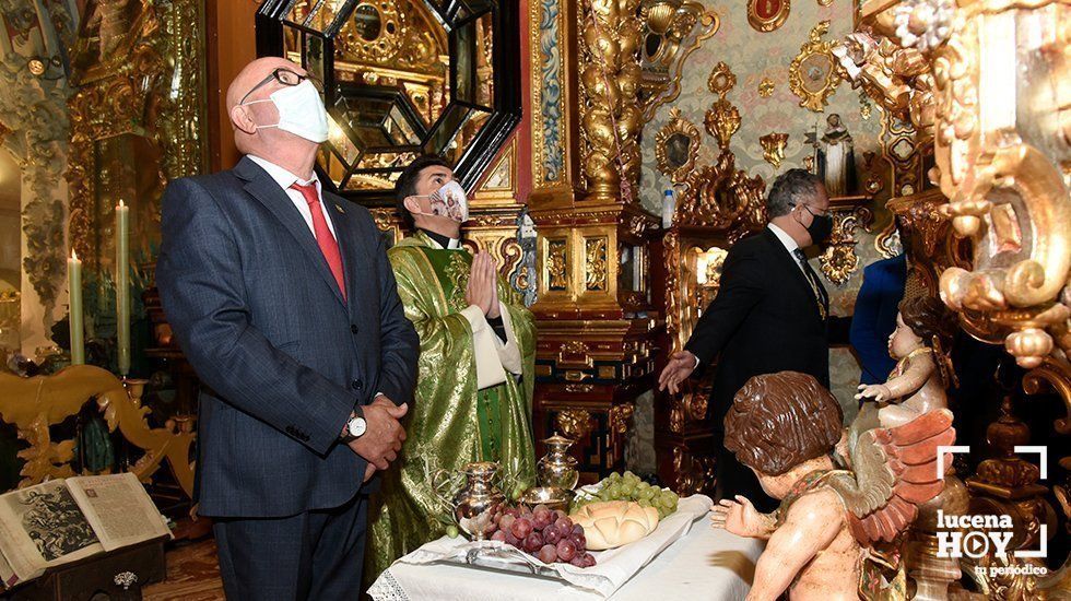  Presentación de los frutos del campo a la Virgen de Araceli. Foto: Joaquín Ferrer 