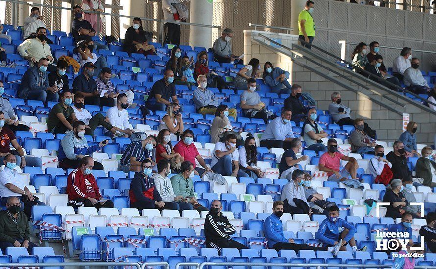 GALERÍA / El Ciudad de Lucena suma sus tres primeros puntos ante su público frente al Sevilla C: Las fotos del partido (1-0)