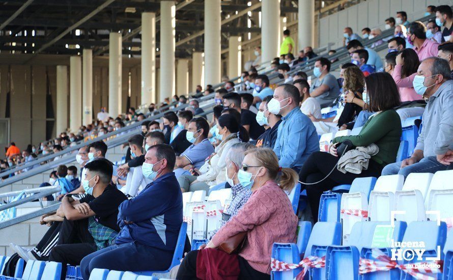 GALERÍA / El Ciudad de Lucena suma sus tres primeros puntos ante su público frente al Sevilla C: Las fotos del partido (1-0)