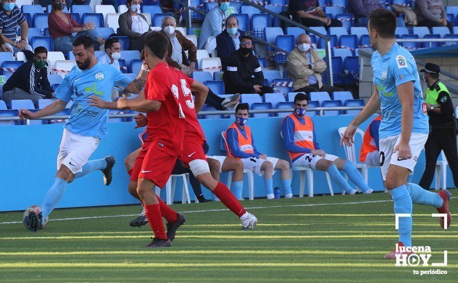 GALERÍA / El Ciudad de Lucena suma sus tres primeros puntos ante su público frente al Sevilla C: Las fotos del partido (1-0)