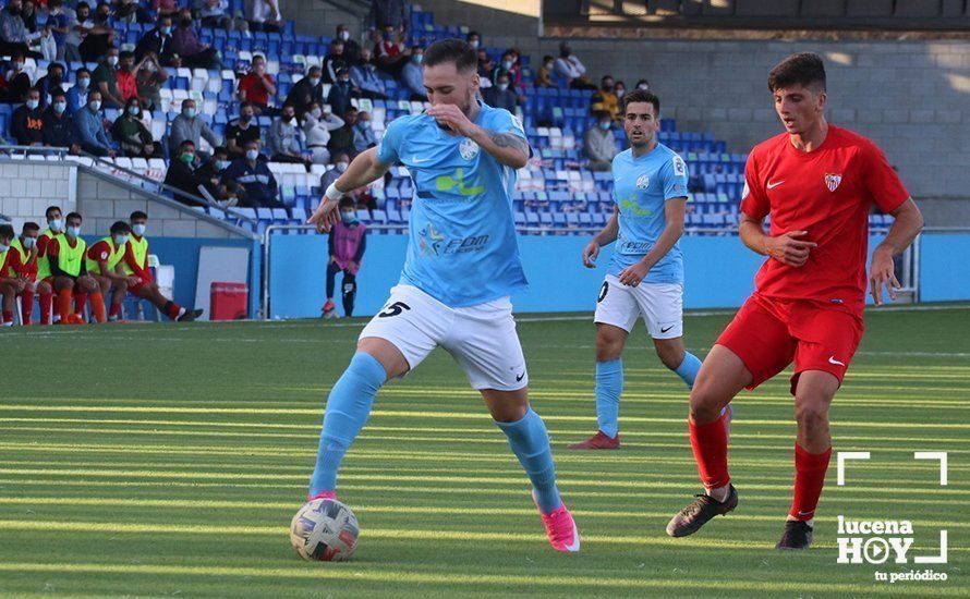 GALERÍA / El Ciudad de Lucena suma sus tres primeros puntos ante su público frente al Sevilla C: Las fotos del partido (1-0)