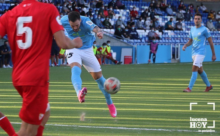 GALERÍA / El Ciudad de Lucena suma sus tres primeros puntos ante su público frente al Sevilla C: Las fotos del partido (1-0)