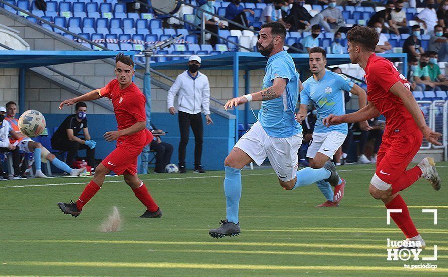 GALERÍA / El Ciudad de Lucena suma sus tres primeros puntos ante su público frente al Sevilla C: Las fotos del partido (1-0)