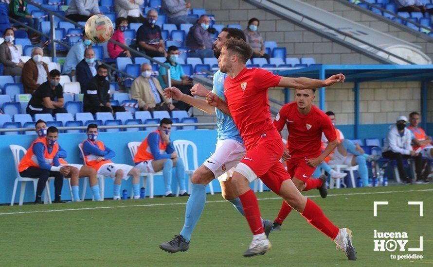 GALERÍA / El Ciudad de Lucena suma sus tres primeros puntos ante su público frente al Sevilla C: Las fotos del partido (1-0)