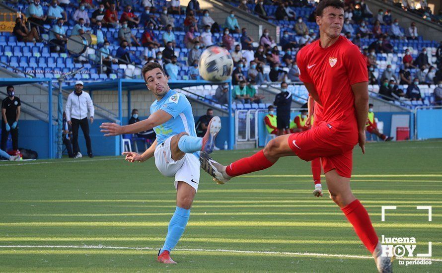 GALERÍA / El Ciudad de Lucena suma sus tres primeros puntos ante su público frente al Sevilla C: Las fotos del partido (1-0)