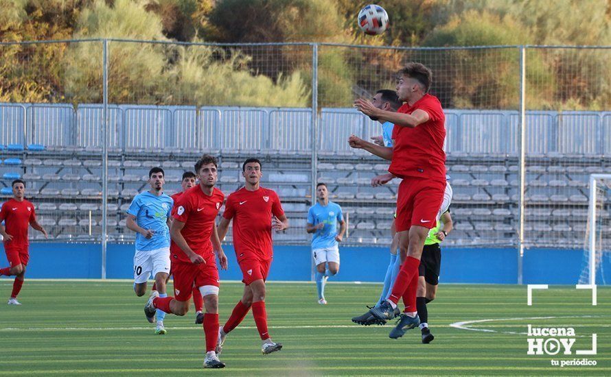 GALERÍA / El Ciudad de Lucena suma sus tres primeros puntos ante su público frente al Sevilla C: Las fotos del partido (1-0)