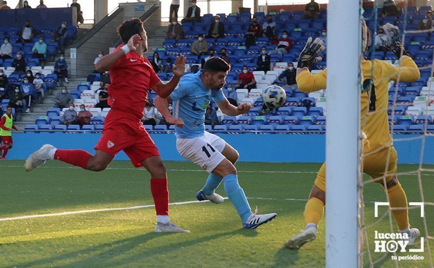 GALERÍA / El Ciudad de Lucena suma sus tres primeros puntos ante su público frente al Sevilla C: Las fotos del partido (1-0)