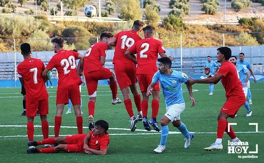 GALERÍA / El Ciudad de Lucena suma sus tres primeros puntos ante su público frente al Sevilla C: Las fotos del partido (1-0)