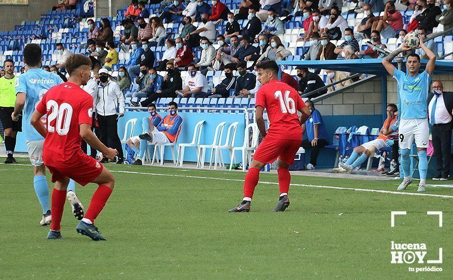 GALERÍA / El Ciudad de Lucena suma sus tres primeros puntos ante su público frente al Sevilla C: Las fotos del partido (1-0)