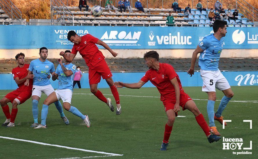 GALERÍA / El Ciudad de Lucena suma sus tres primeros puntos ante su público frente al Sevilla C: Las fotos del partido (1-0)