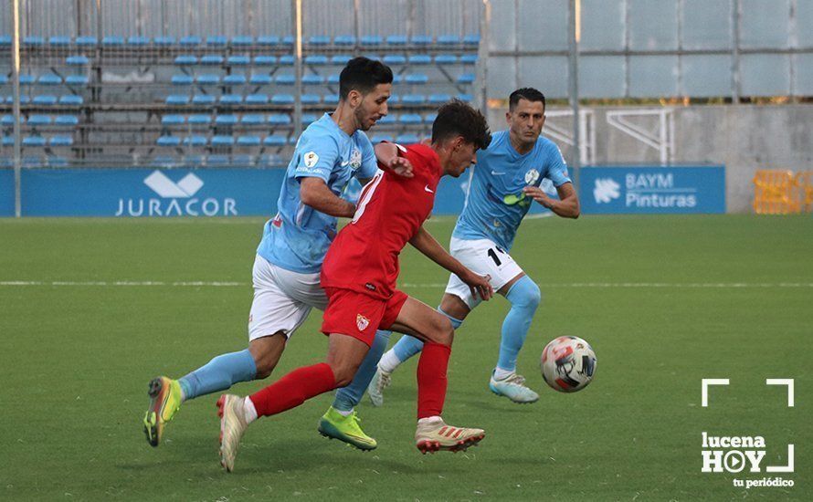 GALERÍA / El Ciudad de Lucena suma sus tres primeros puntos ante su público frente al Sevilla C: Las fotos del partido (1-0)