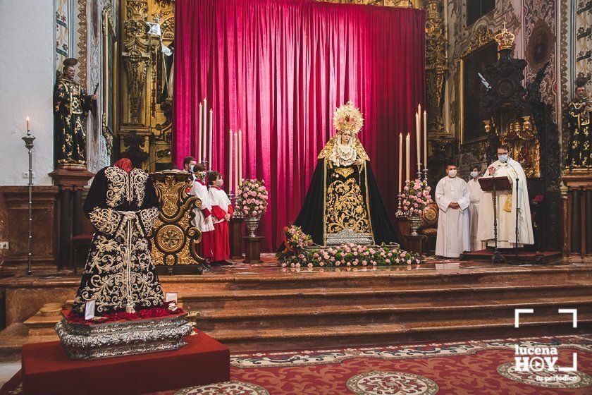 GALERÍA: La Cofradía del Huerto presenta la nueva túnica de Ntro. Padre Jesús de la Agonía y entrega un donativo a la Asociación Española contra el Cáncer