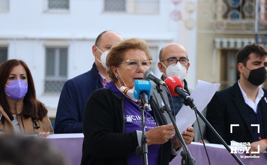 GALERÍA / 25N: Lucena recuerda a las 41 mujeres asesinadas en España por violencia de género en lo que va de año