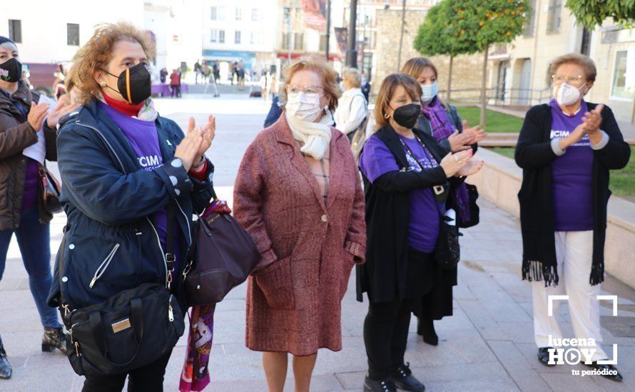 GALERÍA / 25N: Lucena recuerda a las 41 mujeres asesinadas en España por violencia de género en lo que va de año