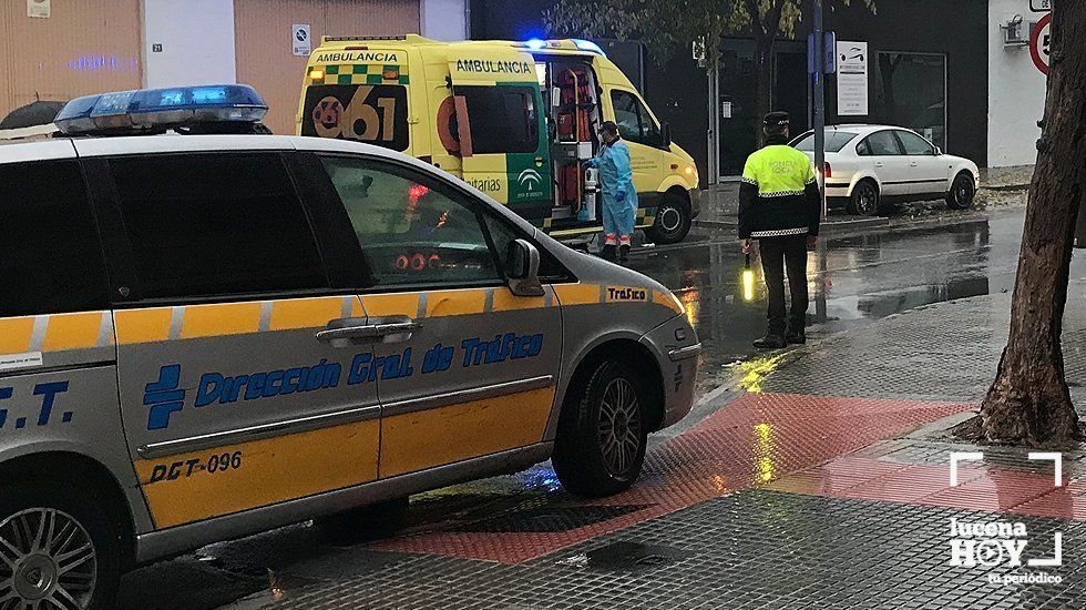  Uno de los accidentes se ha producido pasadas las 8:30 horas en Plaza del Mercado, resultando atropellada una joven que cruzaba la calle 