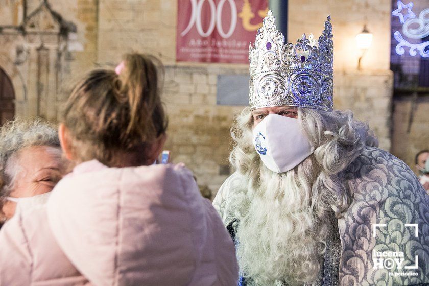 GALERÍA: Los Reyes Magos cierran la jornada con el tradicional acto de la Adoración al Niño Jesús en el Belén de la Plaza Nueva GALERÍA: Los Reyes Magos cierran la jornada con el tradicional acto de la Adoración al Niño Jesús en el Belén de la Plaza Nueva