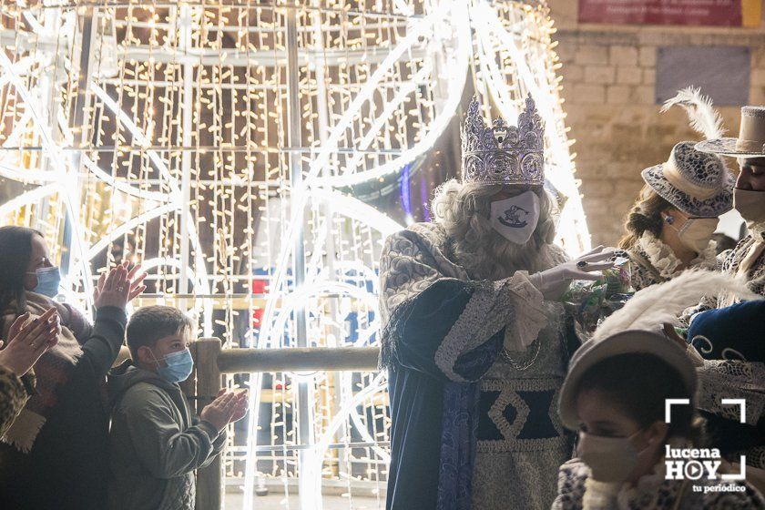 GALERÍA: Los Reyes Magos cierran la jornada con el tradicional acto de la Adoración al Niño Jesús en el Belén de la Plaza Nueva GALERÍA: Los Reyes Magos cierran la jornada con el tradicional acto de la Adoración al Niño Jesús en el Belén de la Plaza Nueva