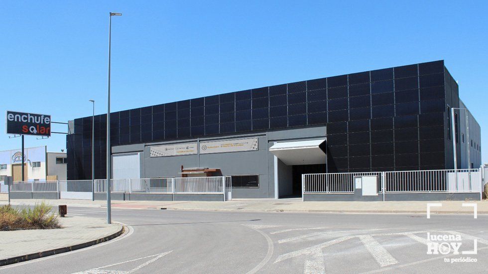  Sede central de Enchufe Solar en el Parque Empresarial Príncipe Felipe, de Lucena 