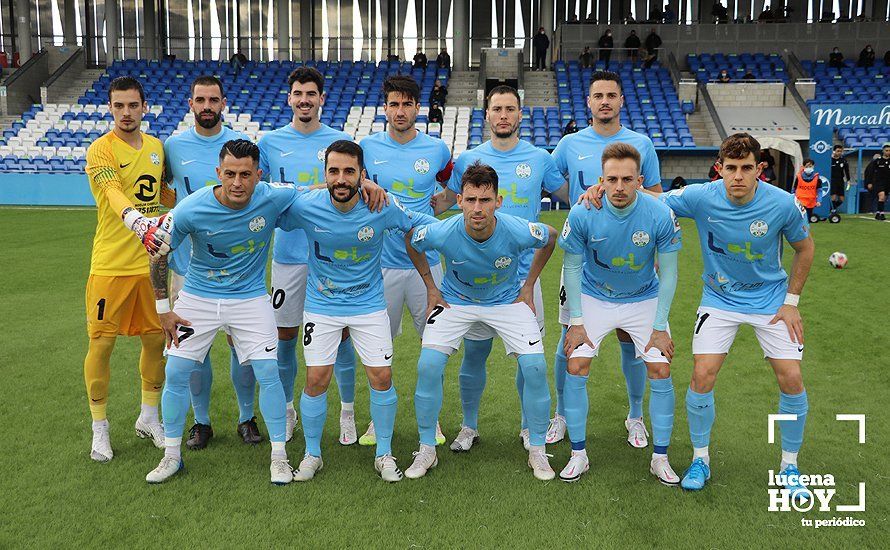GALERÍA: El Ciudad de Lucena resuelve con contundencia su duelo frente al Castilleja (3-1). Las fotos del encuentro GALERÍA: El Ciudad de Lucena resuelve con contundencia su duelo frente al Castilleja (3-1). Las fotos del encuentro