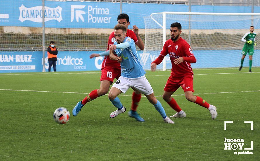 GALERÍA: El Ciudad de Lucena resuelve con contundencia su duelo frente al Castilleja (3-1). Las fotos del encuentro