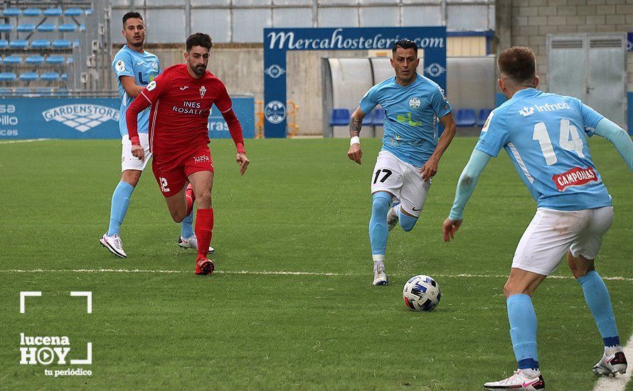 GALERÍA: El Ciudad de Lucena resuelve con contundencia su duelo frente al Castilleja (3-1). Las fotos del encuentro