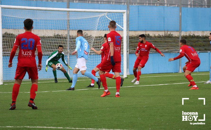 GALERÍA: El Ciudad de Lucena resuelve con contundencia su duelo frente al Castilleja (3-1). Las fotos del encuentro