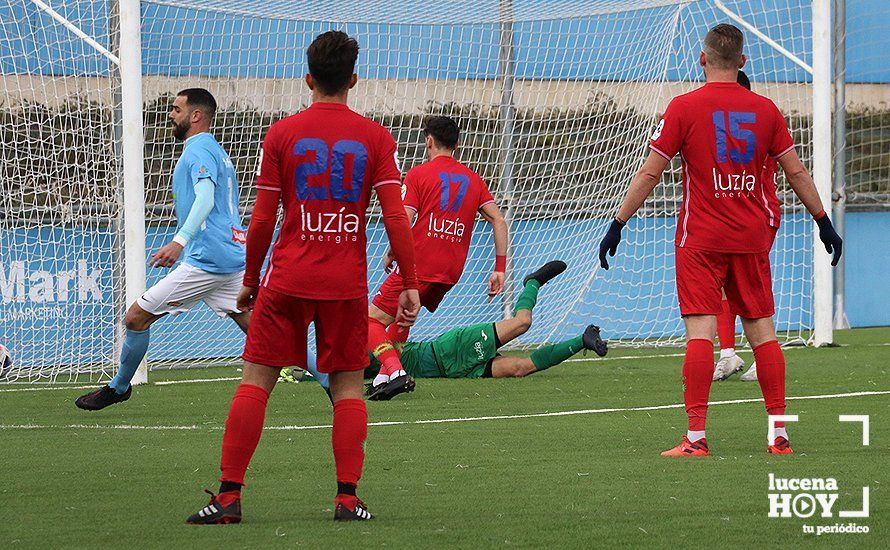 GALERÍA: El Ciudad de Lucena resuelve con contundencia su duelo frente al Castilleja (3-1). Las fotos del encuentro