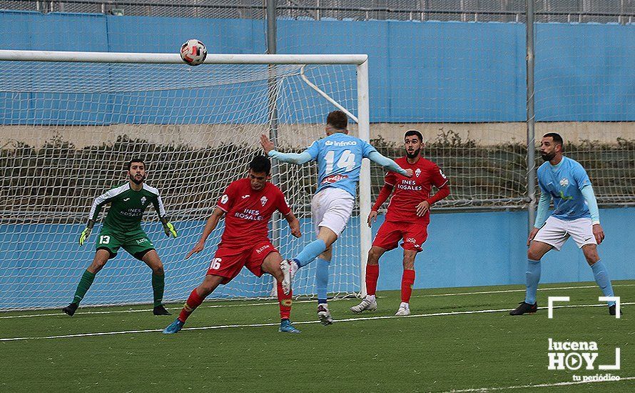 GALERÍA: El Ciudad de Lucena resuelve con contundencia su duelo frente al Castilleja (3-1). Las fotos del encuentro