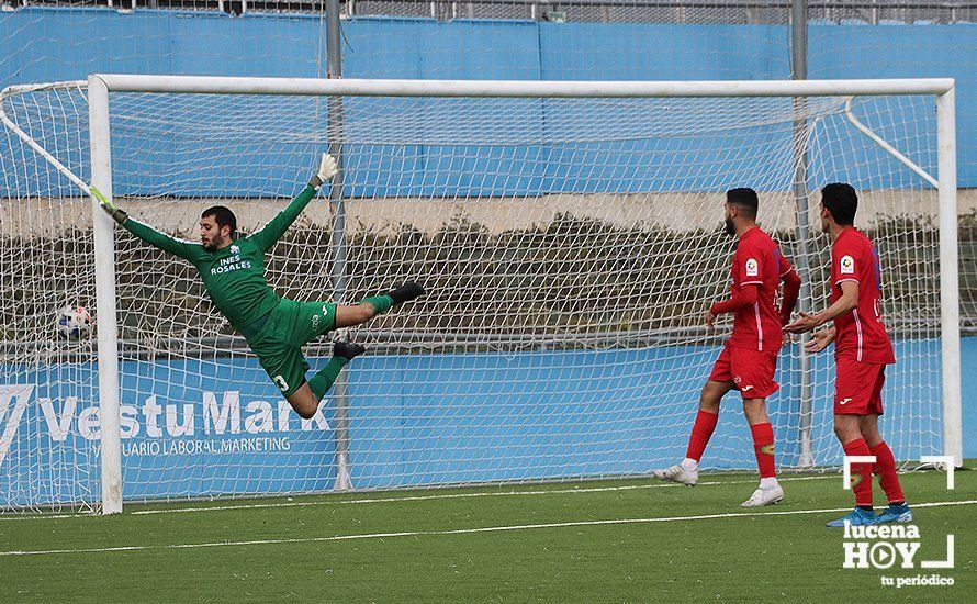 GALERÍA: El Ciudad de Lucena resuelve con contundencia su duelo frente al Castilleja (3-1). Las fotos del encuentro GALERÍA: El Ciudad de Lucena resuelve con contundencia su duelo frente al Castilleja (3-1). Las fotos del encuentro