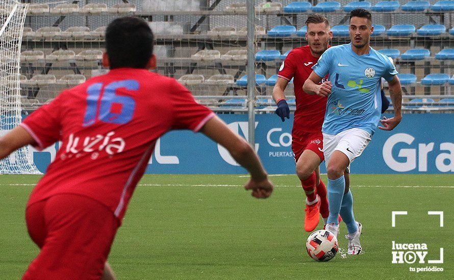 GALERÍA: El Ciudad de Lucena resuelve con contundencia su duelo frente al Castilleja (3-1). Las fotos del encuentro