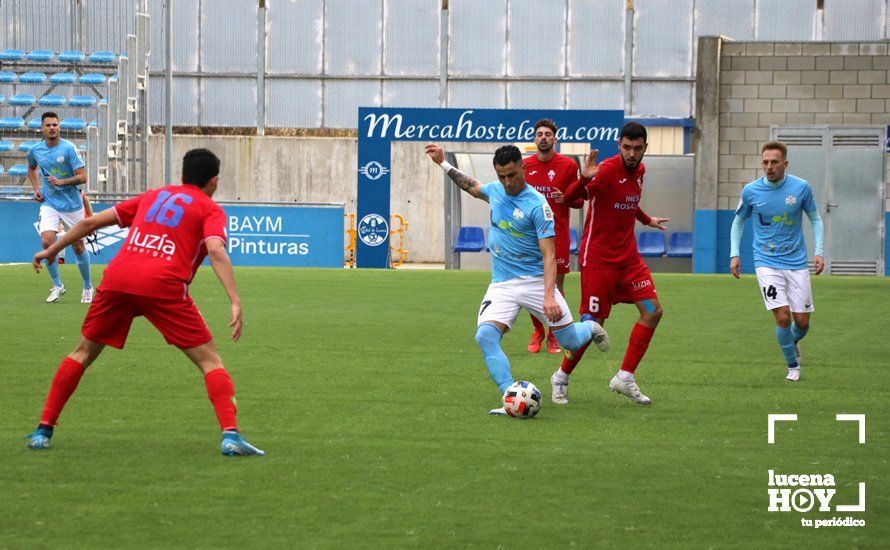 GALERÍA: El Ciudad de Lucena resuelve con contundencia su duelo frente al Castilleja (3-1). Las fotos del encuentro