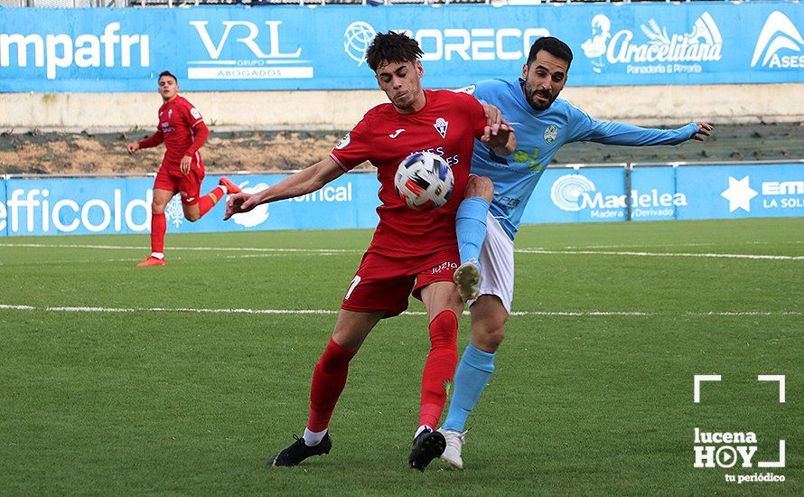 GALERÍA: El Ciudad de Lucena resuelve con contundencia su duelo frente al Castilleja (3-1). Las fotos del encuentro