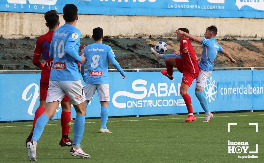 GALERÍA: El Ciudad de Lucena resuelve con contundencia su duelo frente al Castilleja (3-1). Las fotos del encuentro