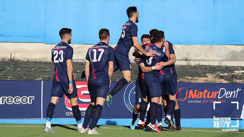  El Lucecor celebra un gol en la victoria contra el Aguilarense 