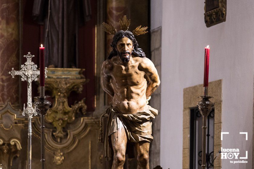 GALERÍA: La imposición de la ceniza y el Vía Crucis de la Columna abren una Cuaresma diferente