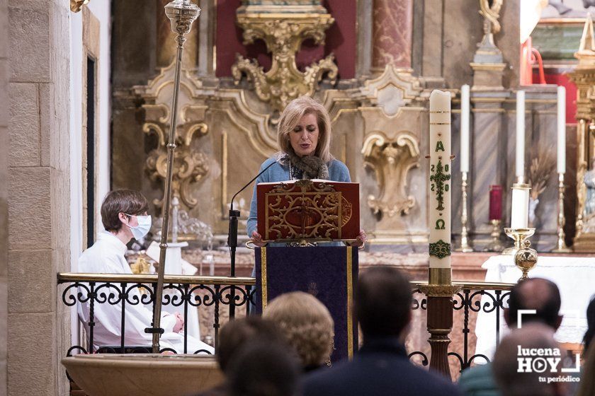 GALERÍA: La imposición de la ceniza y el Vía Crucis de la Columna abren una Cuaresma diferente