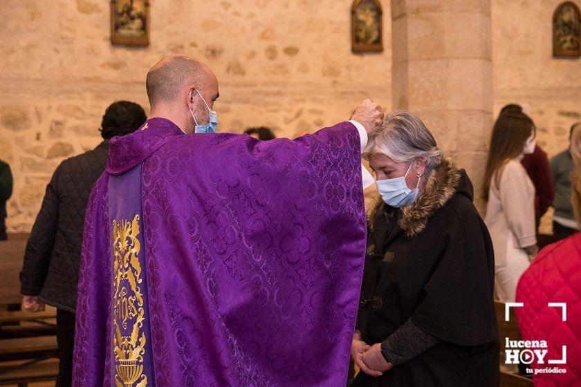 GALERÍA: La imposición de la ceniza y el Vía Crucis de la Columna abren una Cuaresma diferente GALERÍA: La imposición de la ceniza y el Vía Crucis de la Columna abren una Cuaresma diferente
