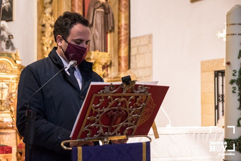 GALERÍA: La imposición de la ceniza y el Vía Crucis de la Columna abren una Cuaresma diferente GALERÍA: La imposición de la ceniza y el Vía Crucis de la Columna abren una Cuaresma diferente