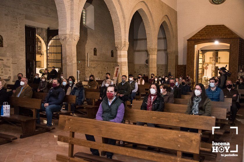 GALERÍA: La imposición de la ceniza y el Vía Crucis de la Columna abren una Cuaresma diferente