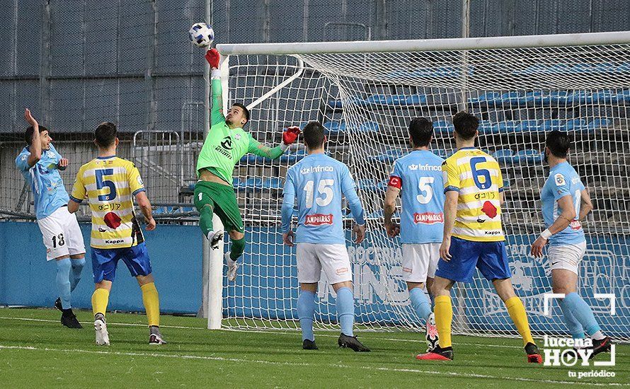 GALERÍA: El Ciudad de Lucena suma y sigue tras una trabajada victoria frente a un incómodo Coria (1-0). Las fotos del partido