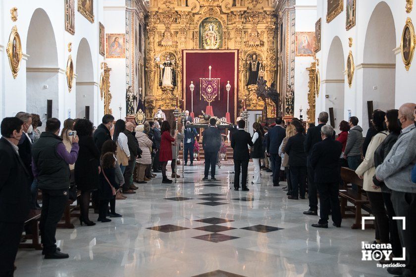 GALERÍA: Las imágenes del solemne "Viacrucis de la Familia" de la Cofradía de la Sangre, celebrado hoy